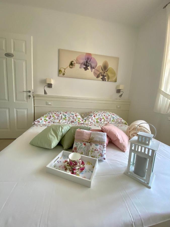 Bellaisa Bed & Breakfast Камайоре Екстериор снимка