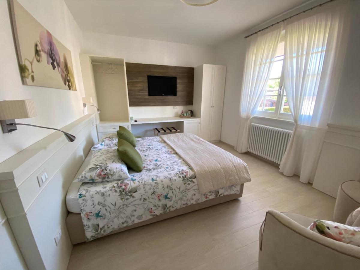Bellaisa Bed & Breakfast Камайоре Екстериор снимка