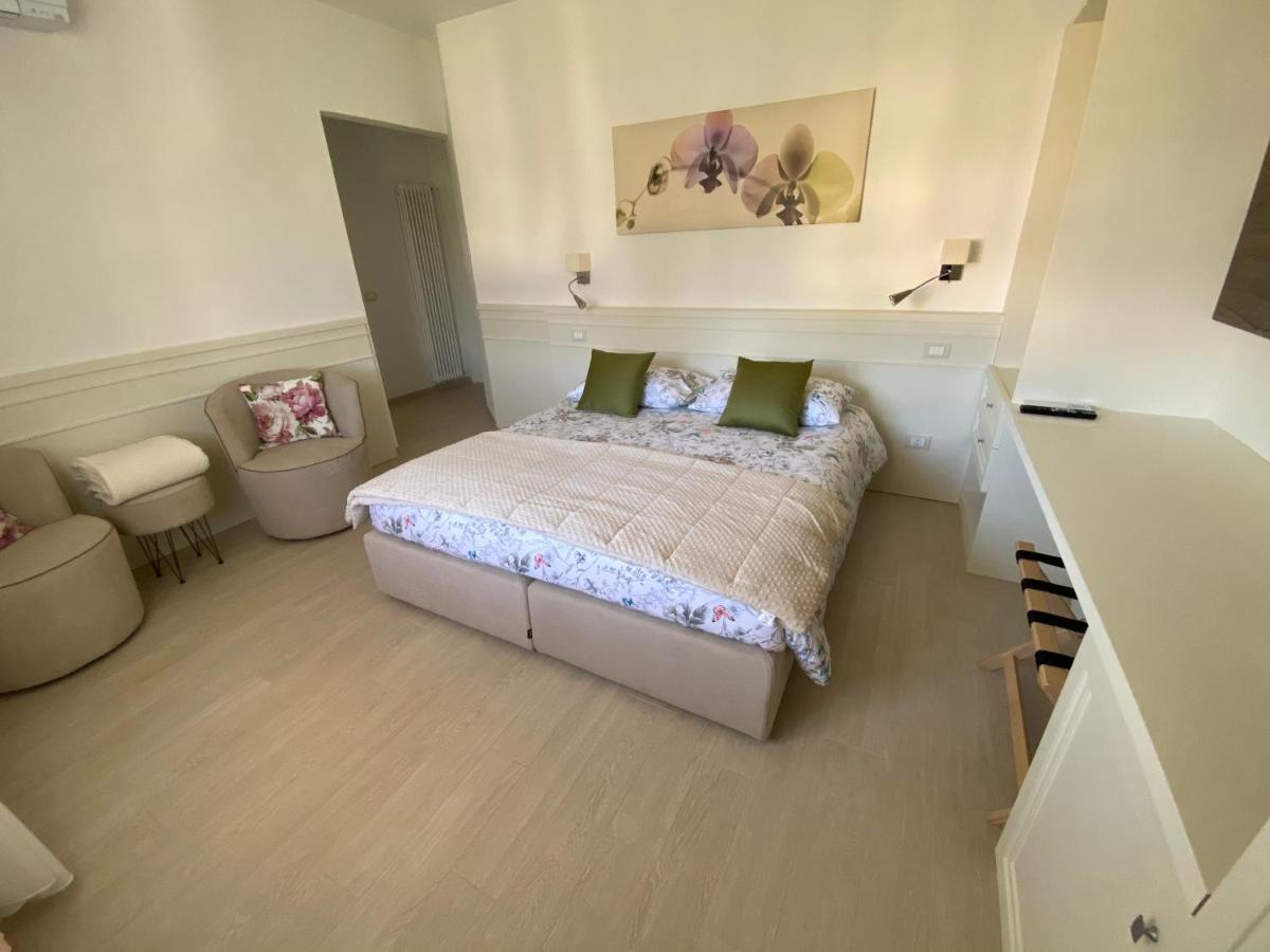 Bellaisa Bed & Breakfast Камайоре Екстериор снимка