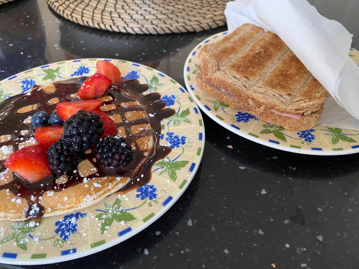 Bellaisa Bed & Breakfast Камайоре Екстериор снимка
