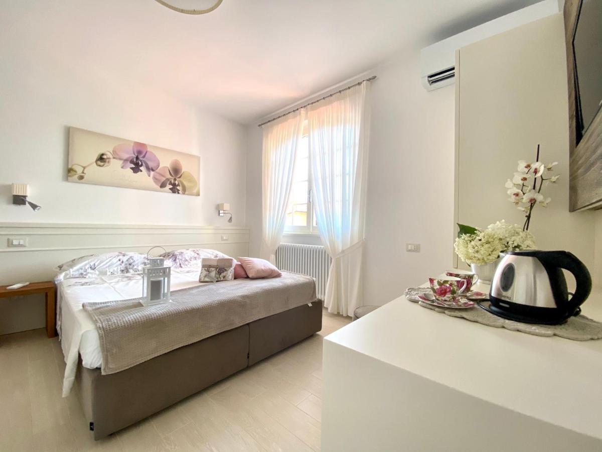Bellaisa Bed & Breakfast Камайоре Екстериор снимка